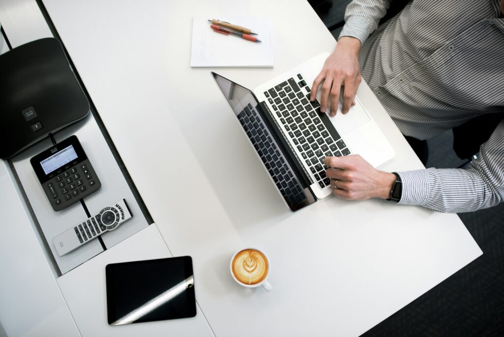 B2B Lead Generation vs Demand Generation: They’re Not the Same Job