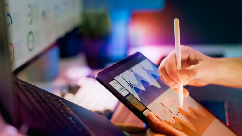 How to Build a Marketing Dashboard for Your B2B Pipeline